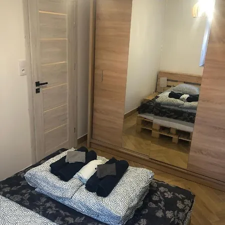 Blisko Teatru 2 Apartment Walbrzych